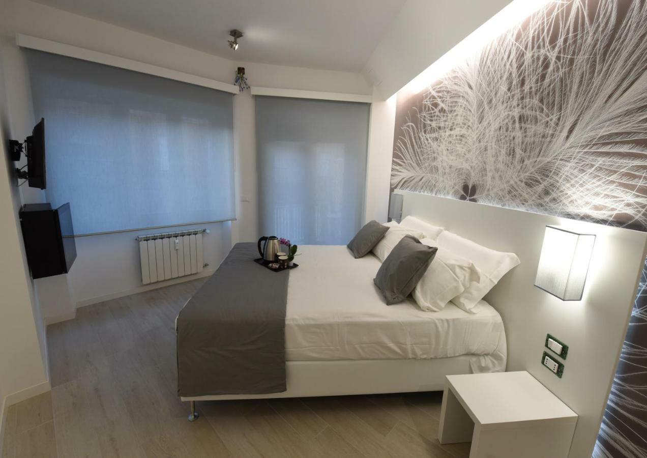Duca'S House Hotel Rome Exterior photo
