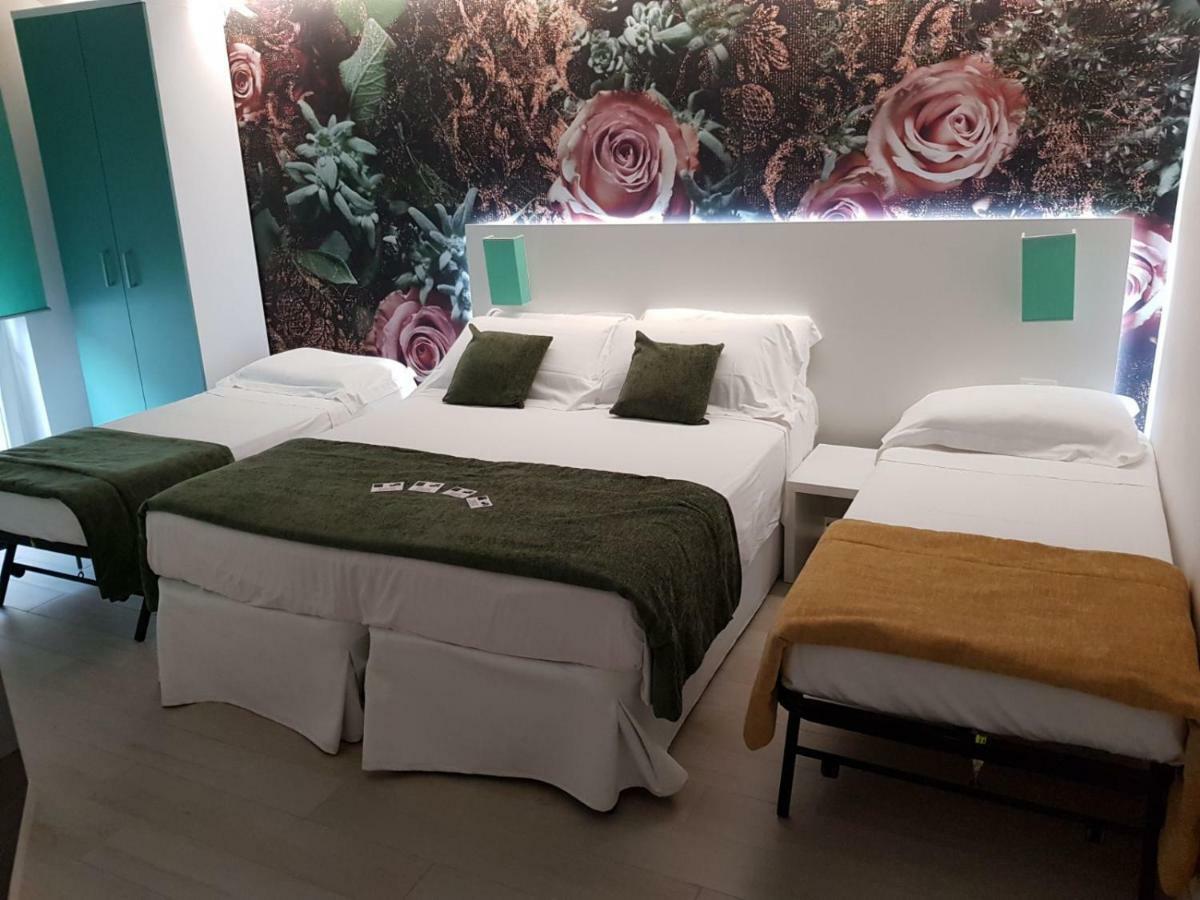 Duca'S House Hotel Rome Exterior photo